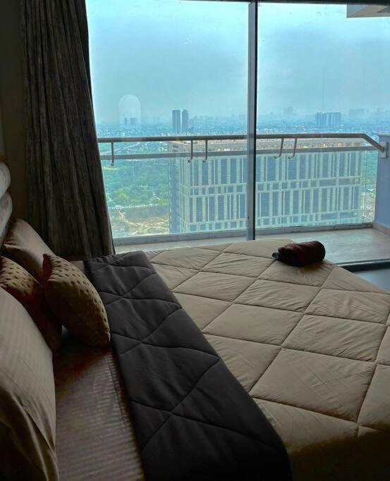 Countryside Luxury Suites - Supernova Noida 新德里 外观 照片