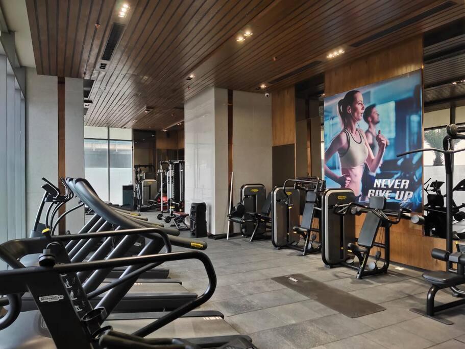 Countryside Luxury Suites - Supernova Noida 新德里 外观 照片