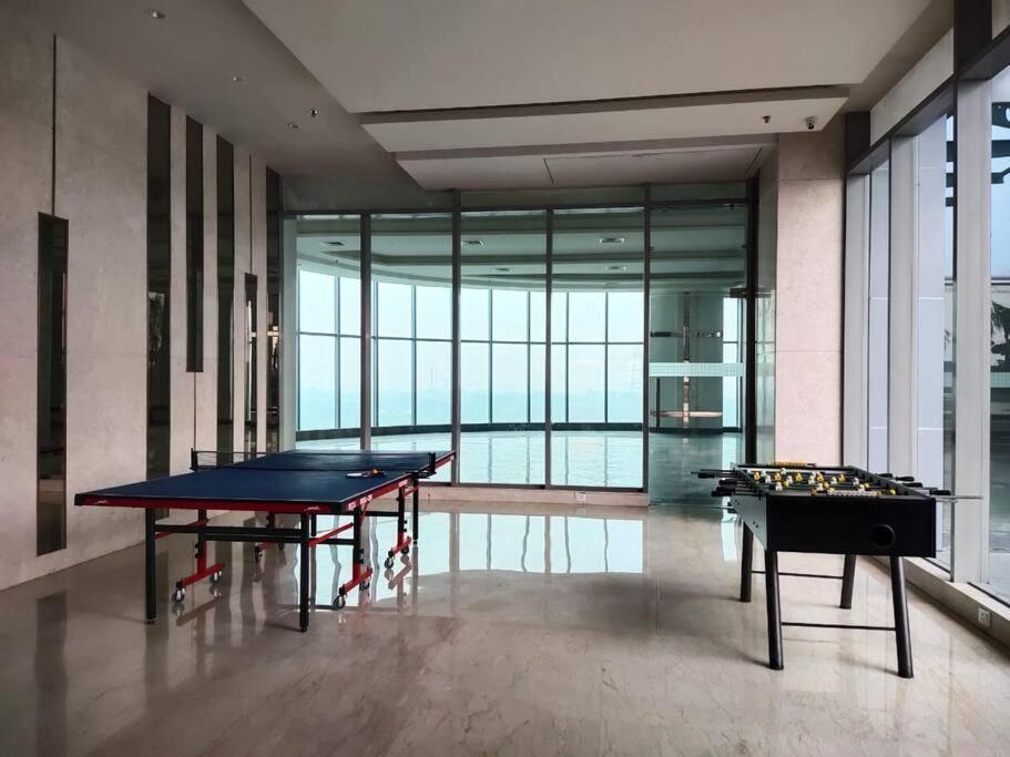 Countryside Luxury Suites - Supernova Noida 新德里 外观 照片