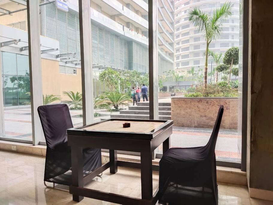 Countryside Luxury Suites - Supernova Noida 新德里 外观 照片