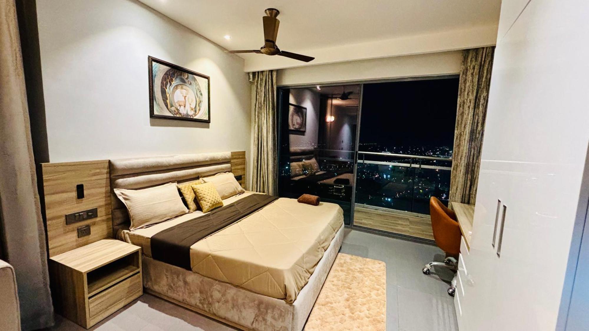 Countryside Luxury Suites - Supernova Noida 新德里 外观 照片
